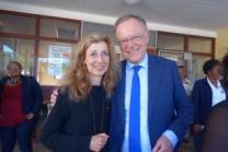 Niedersachsens Ministerpräsident Stephan Weil trifft Ärztin Christine Knuth
